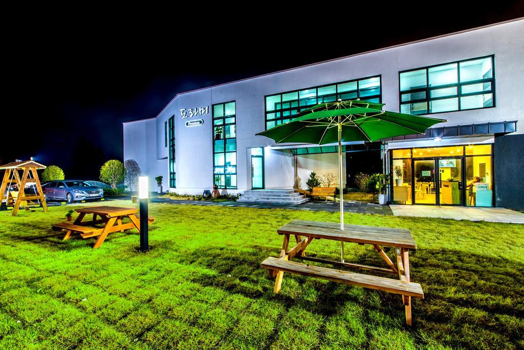 Dorami Pension Seogwipo Exterior photo